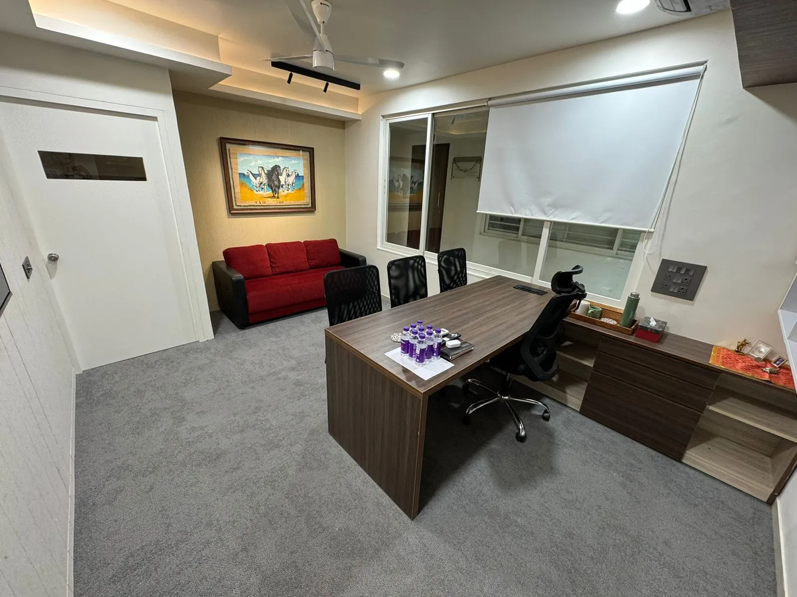 modular furniture for corporate offices